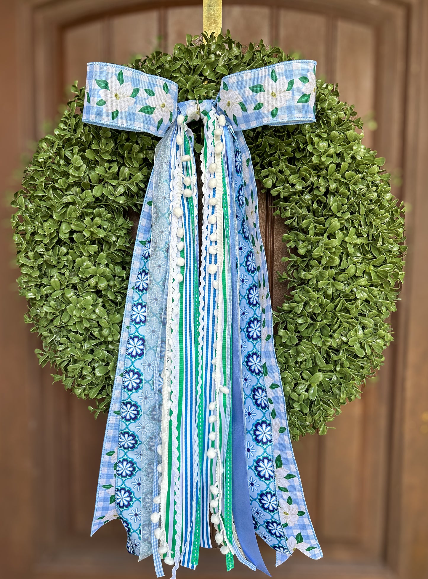 MAGNOLIA GARDEN GINGHAM WREATH