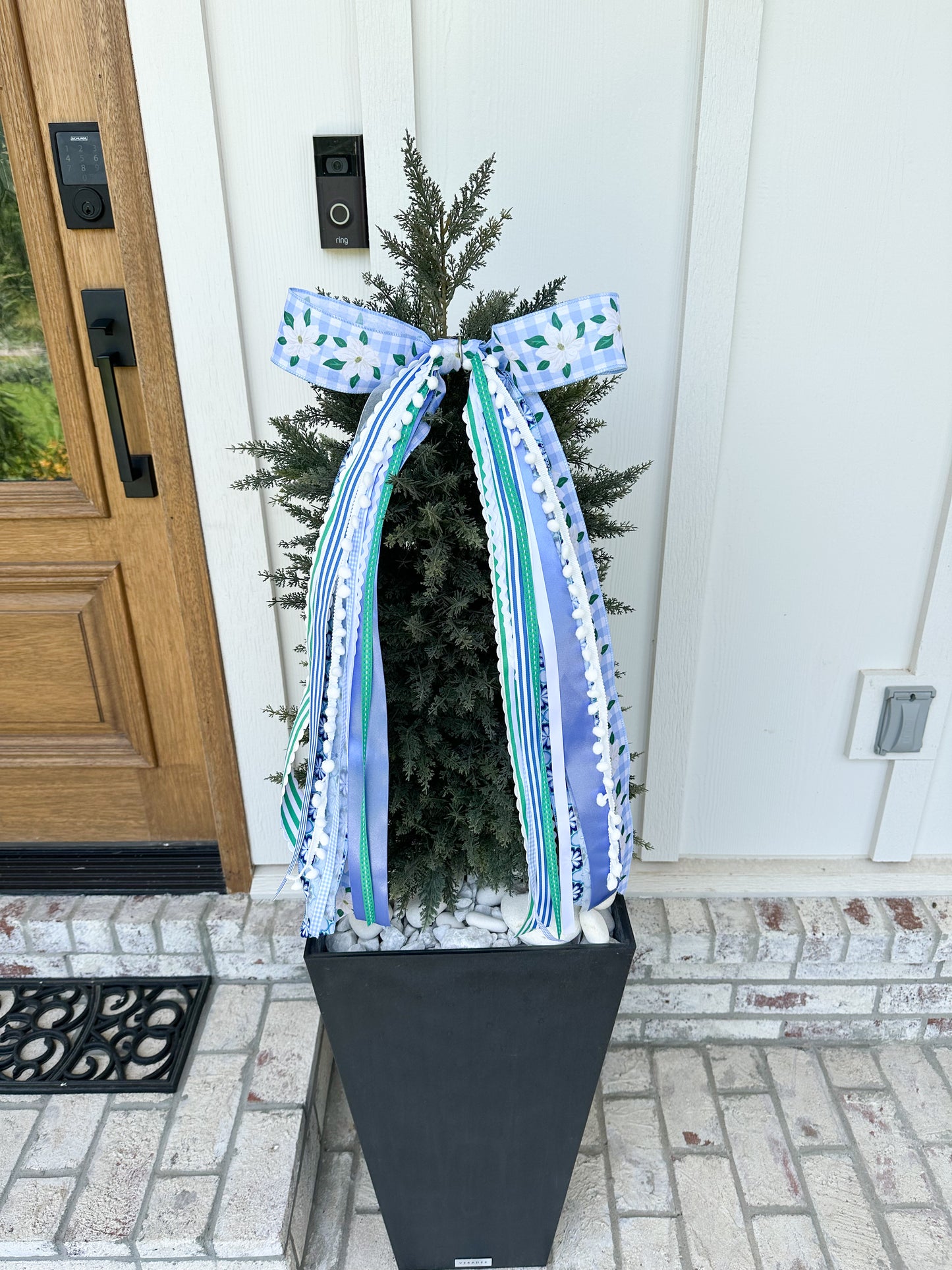 MAGNOLIA GARDEN GINGHAM BOWBIN