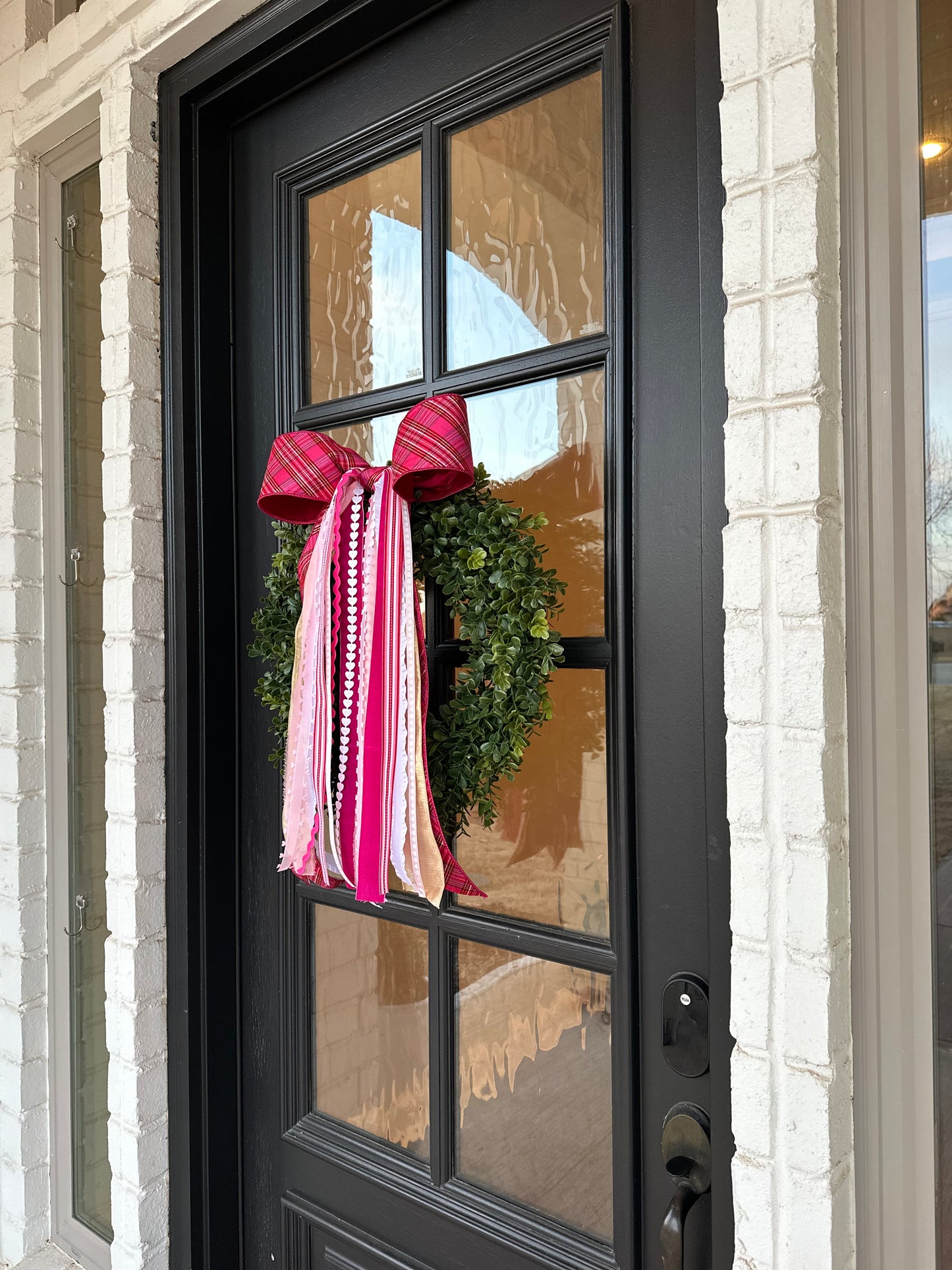 PINK PLAID VALENTINE WREATH