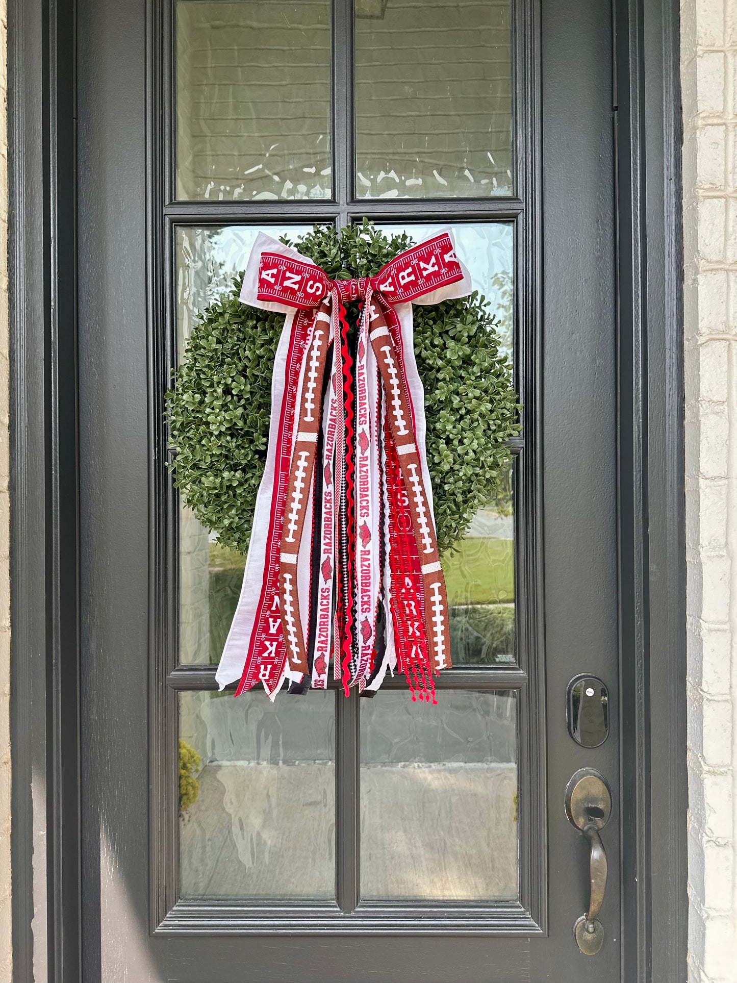 ARKANSAS RAZORBACK FOOTBALL WREATH