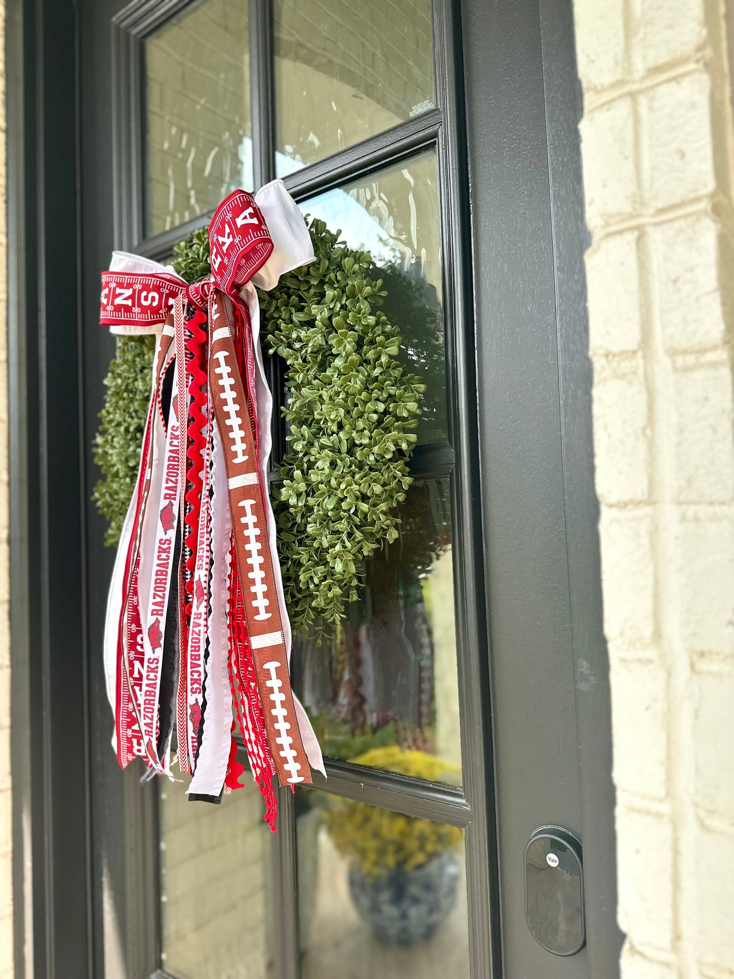 ARKANSAS RAZORBACK FOOTBALL WREATH