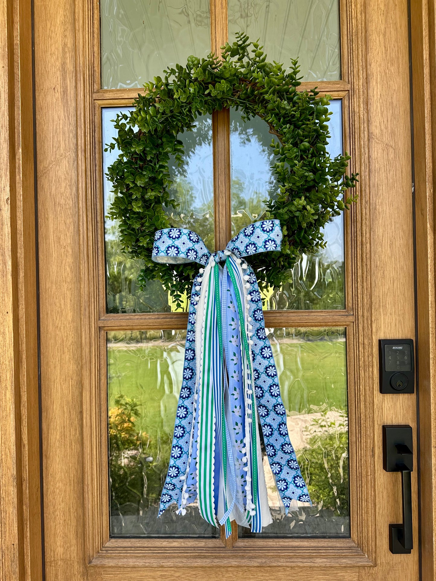 COASTAL BLOOM MEDALLION WREATH