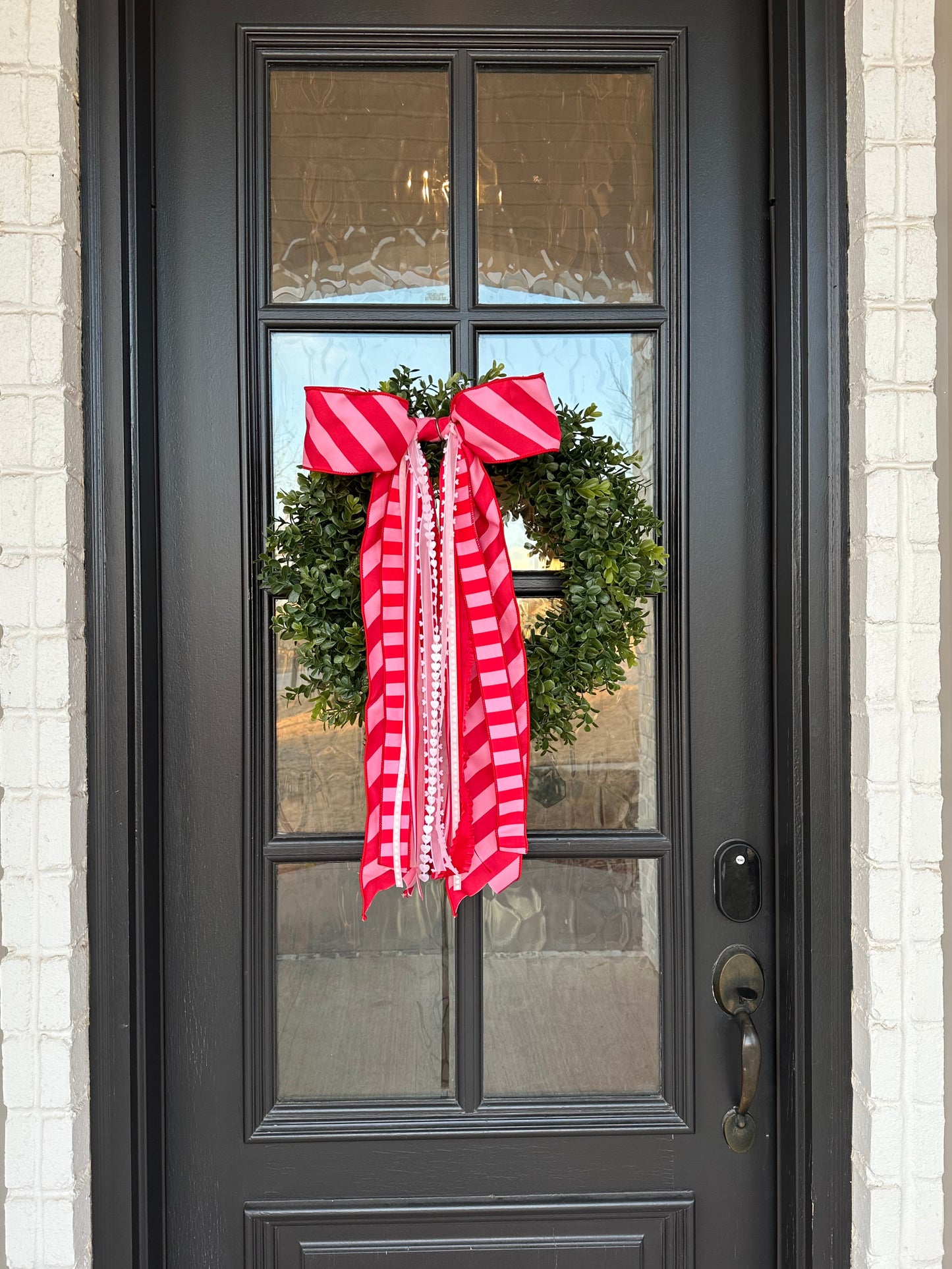 CANDY STRIPE VALENTINE WREATH
