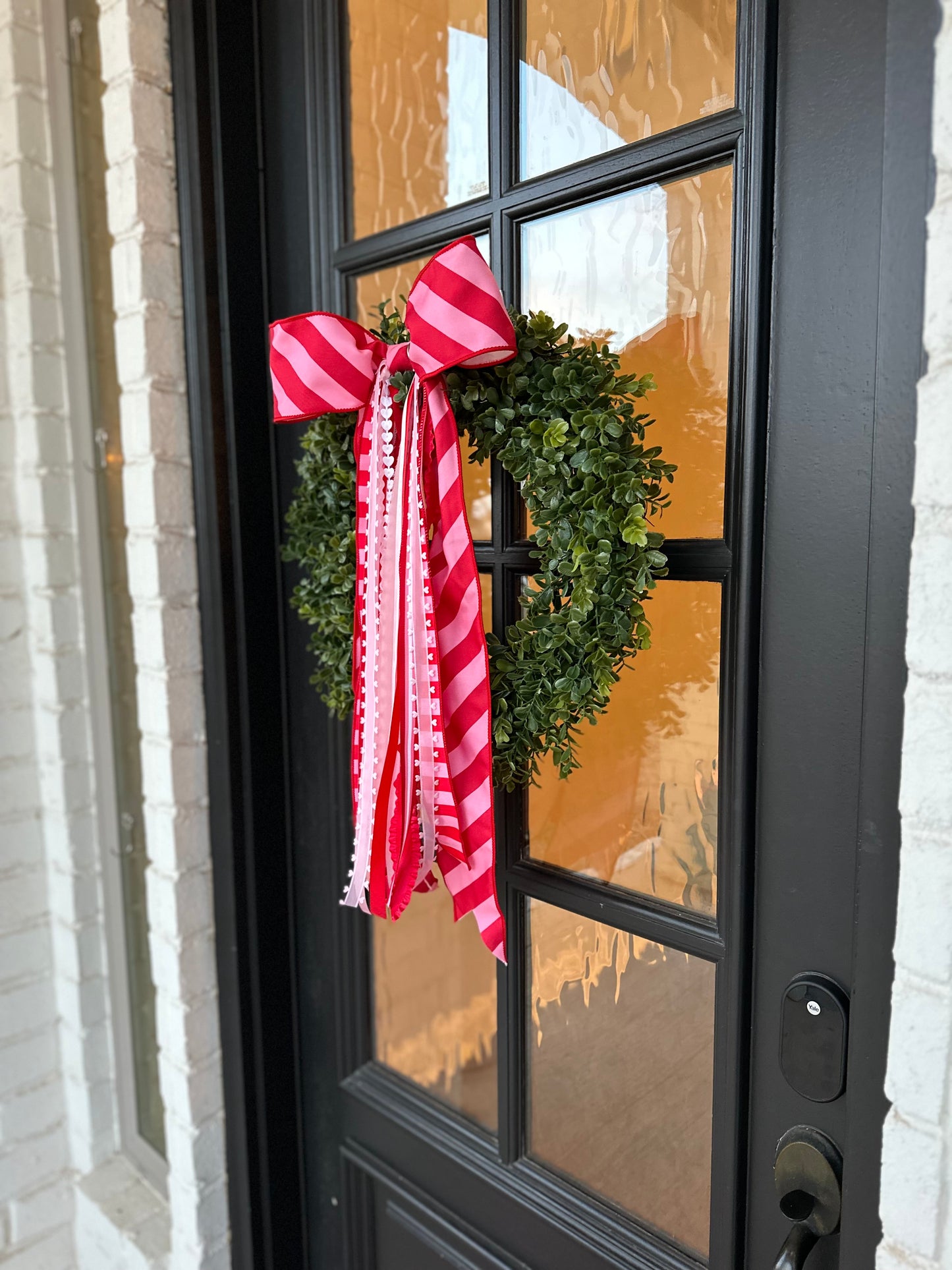 CANDY STRIPE VALENTINE WREATH