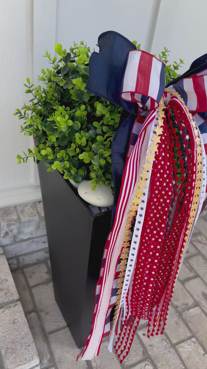 PATRIOTIC BOWBIN