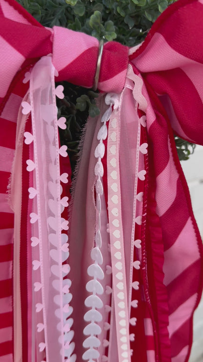 CANDY STRIPE VALENTINE BOWBIN