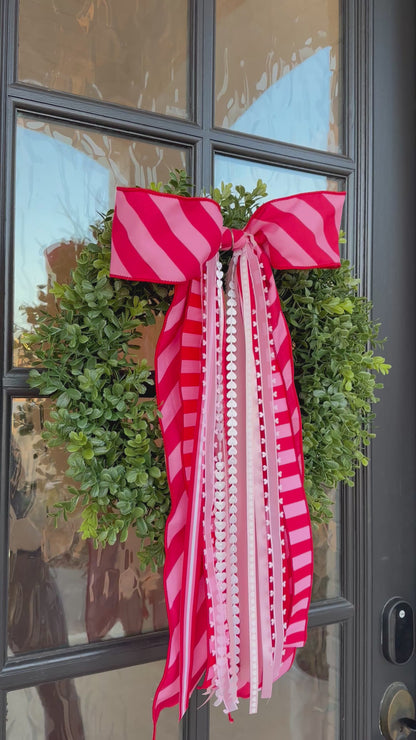 CANDY STRIPE VALENTINE WREATH
